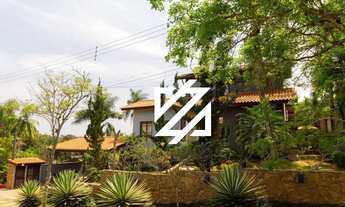 Imagem 6: Casa de 900 m² com 3 dormitórios,1 suíte Master,1 suíte, Sala de lareira, Sala de jantar à