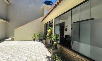 Imagem 3: 3. Recém-reformada, 3 quartos, porcelanato e kitnet independente. Ilha Parque