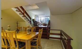 Imagem 6: Casa com 253 m² privativos com 4 dormitórios em excelente localização na rua Doutor Barbos