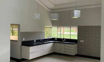 Imagem 7: Descubra o luxo e a tranquilidade em uma casa espetacular no Portal do Sabiá