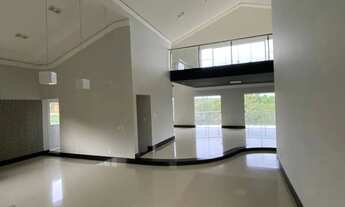 Imagem 5: Descubra o luxo e a tranquilidade em uma casa espetacular no Portal do Sabiá