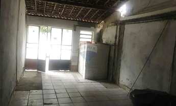 Imagem 3: Casa com 02 quartos no barro duro