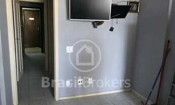 Imagem 5: Sala comercial na Hadock Lobo entre as rua prof. Gabizo e rua Afonso Peña, 5 vagas ao lado