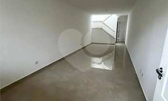 Imagem 2: Sobrado à venda com 3 quartos, sendo 1 suíte, em Butantã, São Paulo - SP