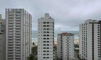 Imagem 2: Apartamento com varanda, vista mar e lazer na quadra-mar da Praia das Pitangueiras, Guaruj