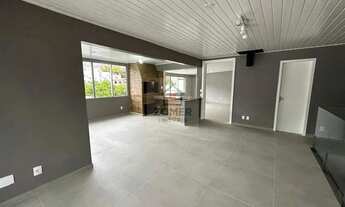 Imagem 5: Cobertura Duplex com 234 metros 3 quartos 2 suites 2 vagas no bairro Mont Serrat - Porto A