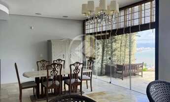 Imagem 5: Casa com 407 m2 4 dormitórios, 2 suítes no Morro da cruz com vista incrível para Beira mar