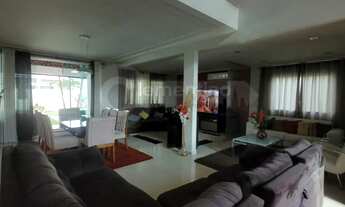 Imagem 2: Casa com Piscina no Cond. Ponta Negra I/ 3 suítes/ Documentação 100% regularizada/ Quintal