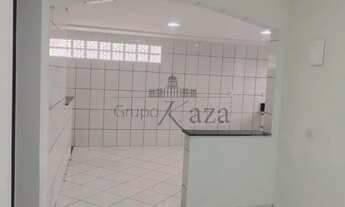 Imagem 4: Oportunidade - Casa Térrea - Jardim Ismênia - 3 Dormitórios - 170m²