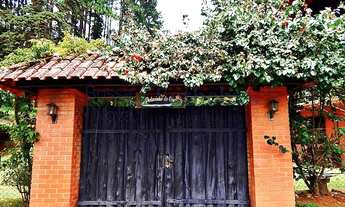 Imagem 2: Casa em estilo alemão integrada ao verde