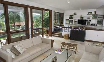 Imagem 3: Casa reformada com espaço gourmet