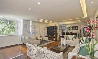 Imagem 3: Apartamento reformado em rua arborizada