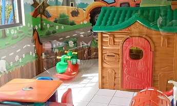 Imagem 6: Vendo Via Delmare, 3/4, sendo 01.suite, 02 vagas, nascente com planejados