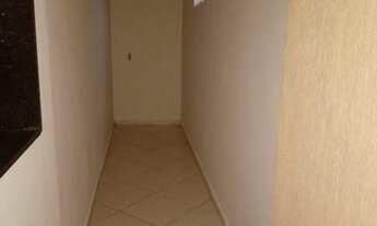 Imagem 5: *Vendo casa direto com a proprietária*