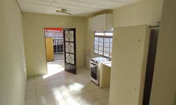 Imagem 6: Aluga se Kitnet Casa com 1 dormitório