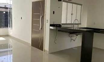 Imagem 2: Casa à venda no Tomba- 3 Quartos