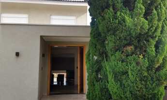 Imagem 2: Casa de condomínio para aluguel e venda com 298 metros quadrados com 4 quartos