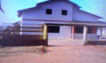 Imagem 3: Imóvel de padrão com muito conforto, laser e segurança!