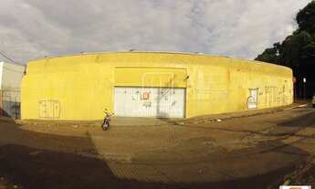 Imagem 2: Salão/Galpão (outros) , cozinha planejada