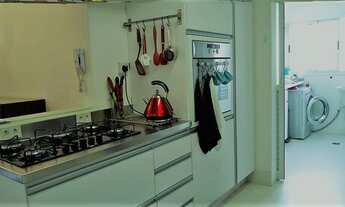 Imagem 2: 2Dorm.(1Suíte),Vaga fixa,84m2,Reform.Rico de Armários,Vila N.Conceição