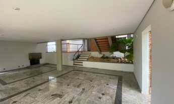 Imagem 4: Casa de condomínio para venda possui 400 metros quadrados com 4 quartos