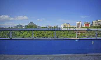 Imagem 3: Cobertura em prédio reformado na Gávea