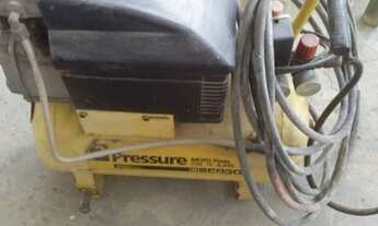 Imagem 4: Alugar ponto Galpão / depósito com 2 vagas na garagem