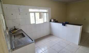 Imagem 2: Aluga-se Kitnet Casa com 1 dormitório