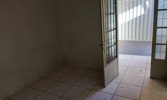 Imagem 3: Alugo Casa no Solo Sagrado. 2 quartos