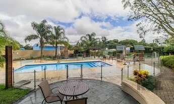 Imagem 6: Casa de condomínio sobrado para venda possui 241 metros quadrados com 4 quartos