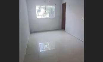 Imagem 4: Irene aluga Excelente casa com piscina zona leste