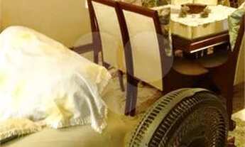 Imagem 7: Casa a Venda em São Paulo, localizada a 1 km da avenida Paulista próximo do Metrô Ana Rosa