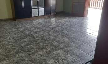 Imagem 3: Sobrado grande próximo centro Ubatuba