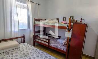 Imagem 6: Casa para Aluguel - Guilhermina, 2 Quartos, 260 m2