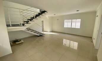 Imagem 2: Casa de condomínio sobrado para aluguel com 202 metros quadrados com 3 quartos