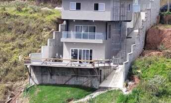 Imagem: Chácara pé na água