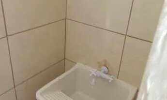 Imagem 3: Alugo kitnet mobiliada incluso água e luz leia o anúncio