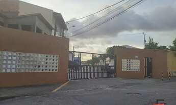 Imagem: Casa com 2 quartos no Bairro Henrique Jorge