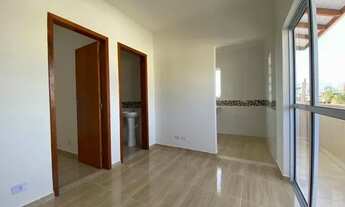 Imagem 4: Sobreposta Alta com 2 Dormitórios em Condomínio no Jd. Princesa, Primeira Casa com Sacada