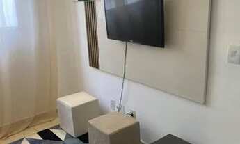 Imagem 2: Apartamento para aluguel e venda totalmente mobiliado com armários planejados na cozinha e