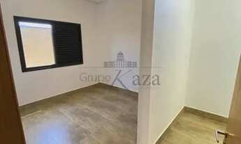 Imagem 5: Casa - Residencial Fogaça - 3 Dormitórios - 250m²