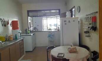 Imagem 7: CASA COM 3 DORMITÓRIOS E VARANDA GOURMET NO CENTRO