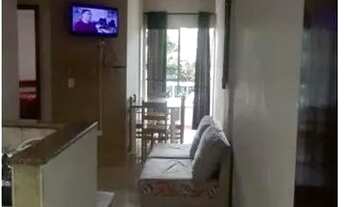 Imagem 2: Apartamento para Venda em Ubatuba, Perequê Açu, 2 dormitórios, 1 banheiro, 2 vagas