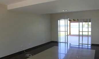 Imagem 7: Casa de condomínio sobrado para aluguel possui 300 metros quadrados com 4 quartos