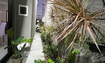 Imagem 1: Alugo casa em rua no bairro Sim