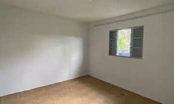 Imagem: Casa com 02 dormitórios, sala, cozinha