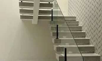 Imagem 7: Passaredo 4 suítes, 3 com closet e varanda, piscina com prainha