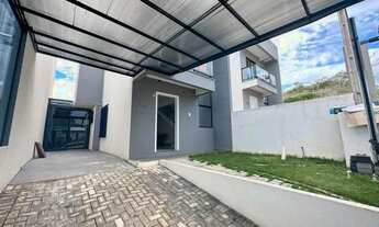 Imagem 4: Sobrado a Venda no Bairro Fraron com móveis planejados, pronto para você entrar e morar