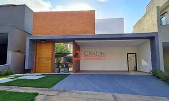 Imagem: Casa com 3 dorm - Condomínio Residencial