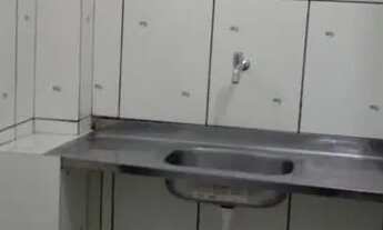 Imagem 4: Imóvel em vila familiar